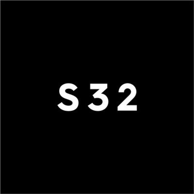 S32