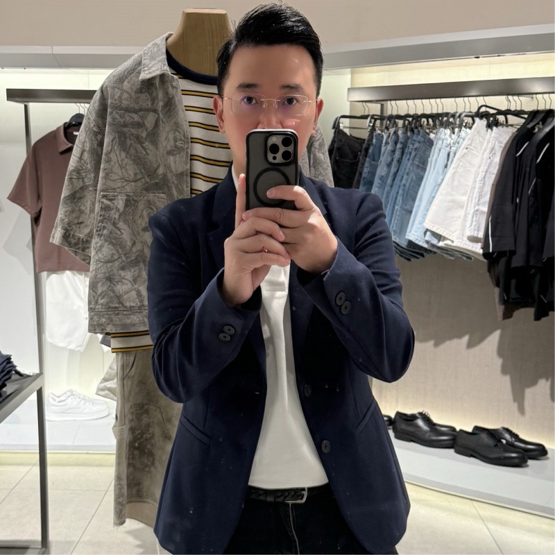Jon Lee