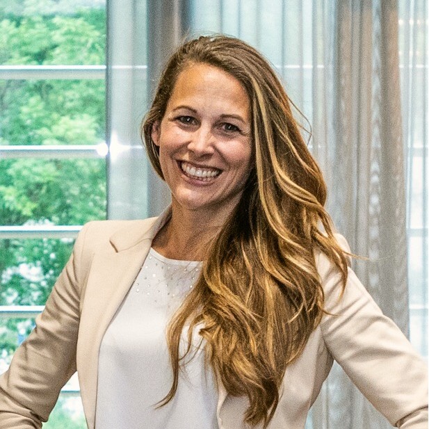 Debora Dumont