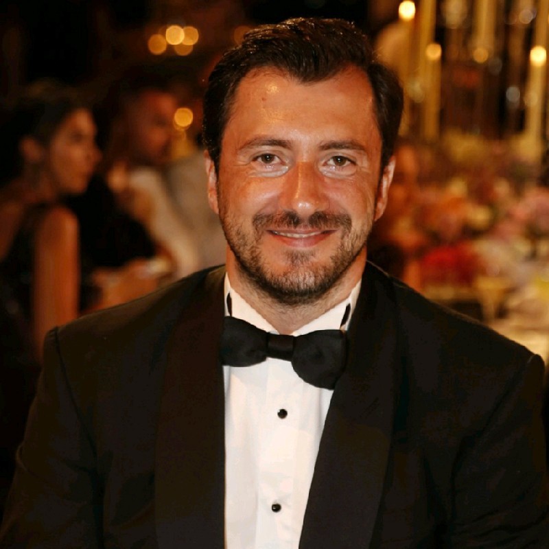 Murat Yakici