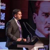 Alp Yelkenbicer