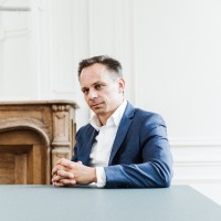 Yves Backer