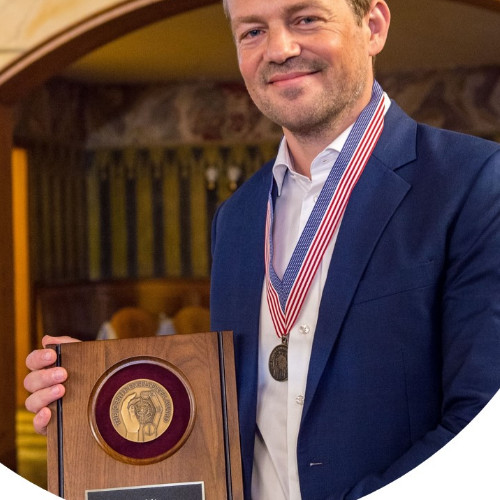 Esben Ostergaard