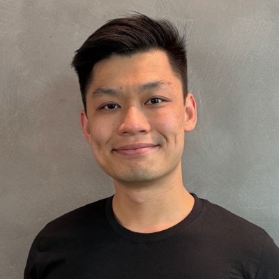 Russell Ng