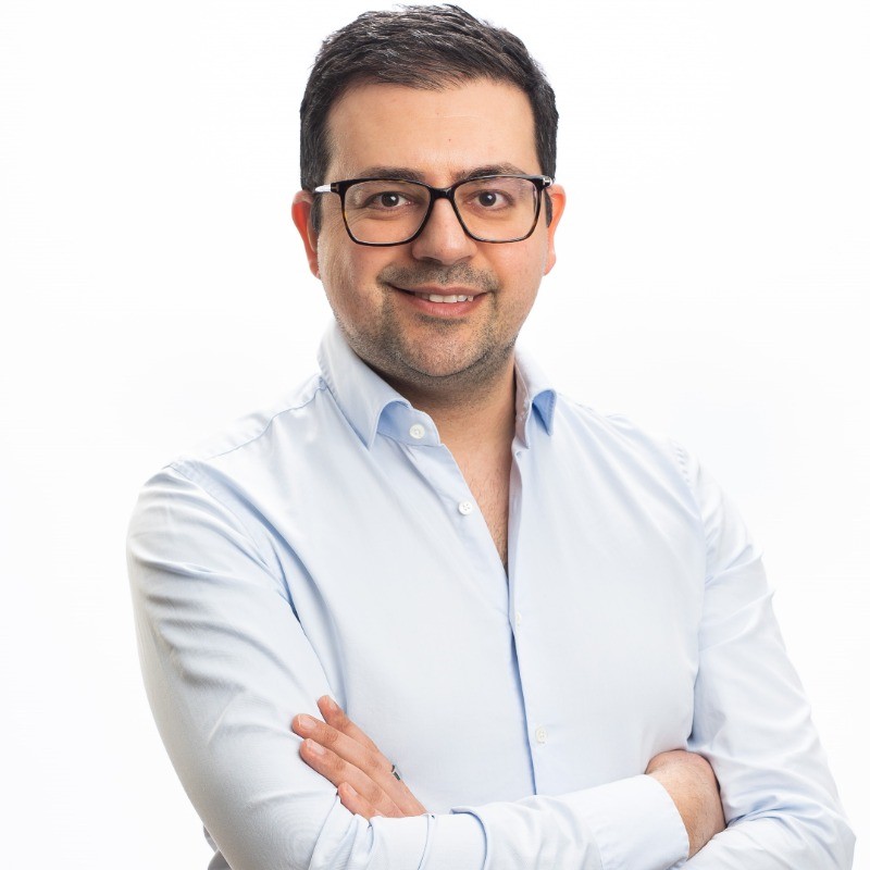 mikael vaezi