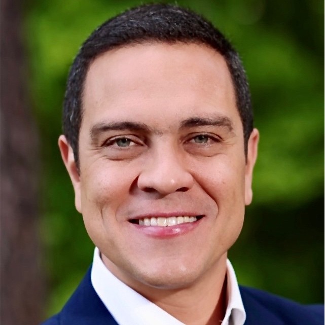 Victor Gomes