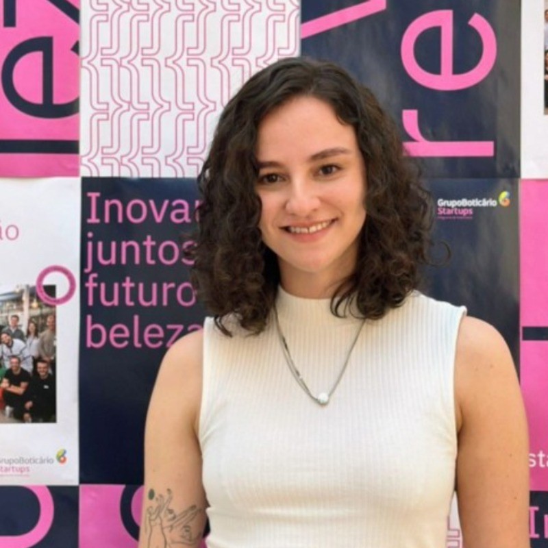 Letícia de Oliveira Barros