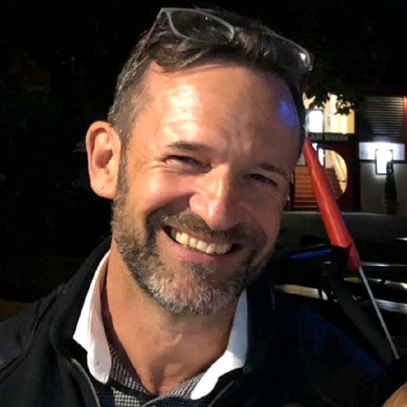 Dr. Martin Pfister