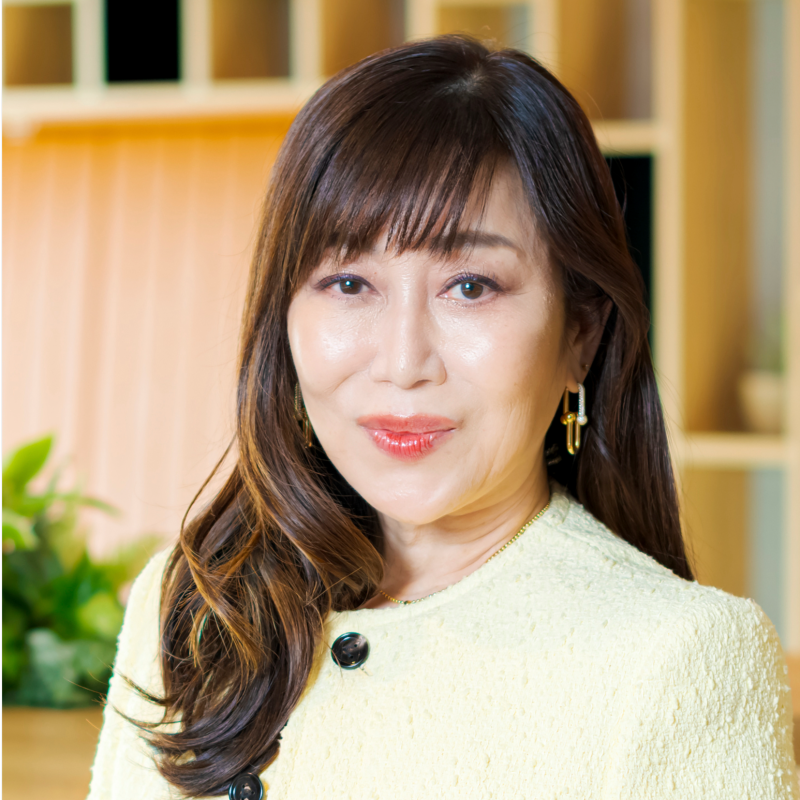 Miki Iwamura