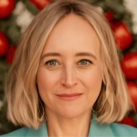 Estelle LLOYD