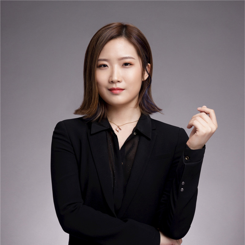 Liuning He 何柳凝